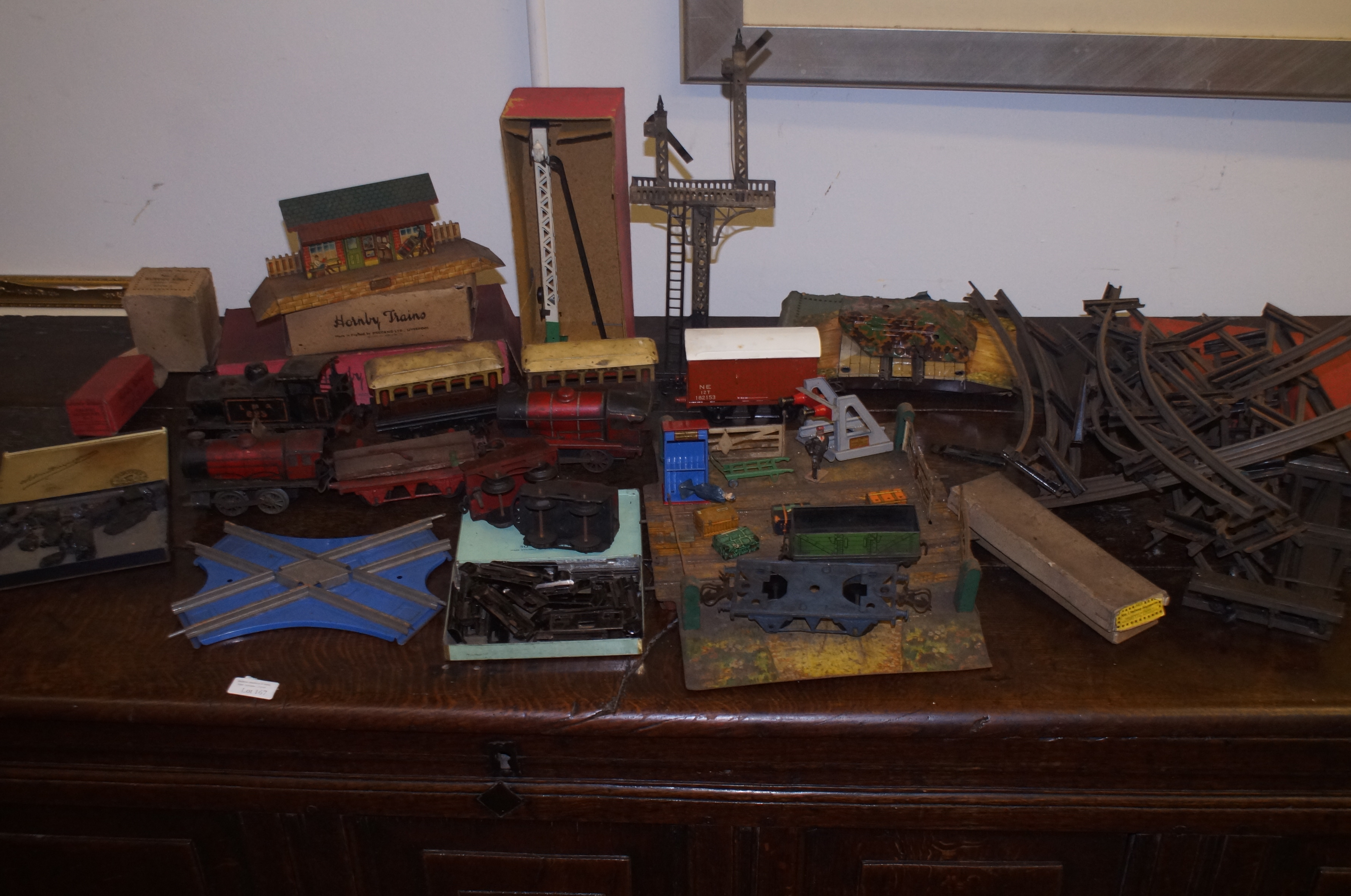 Early clockwork Hornby trainset