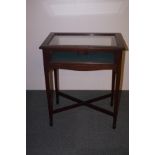 Bijouterie display table/case (locked no key) 74cm