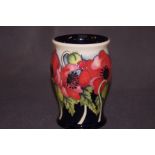 Moorcroft limited edition 23/50 vase, Yeat's poppy