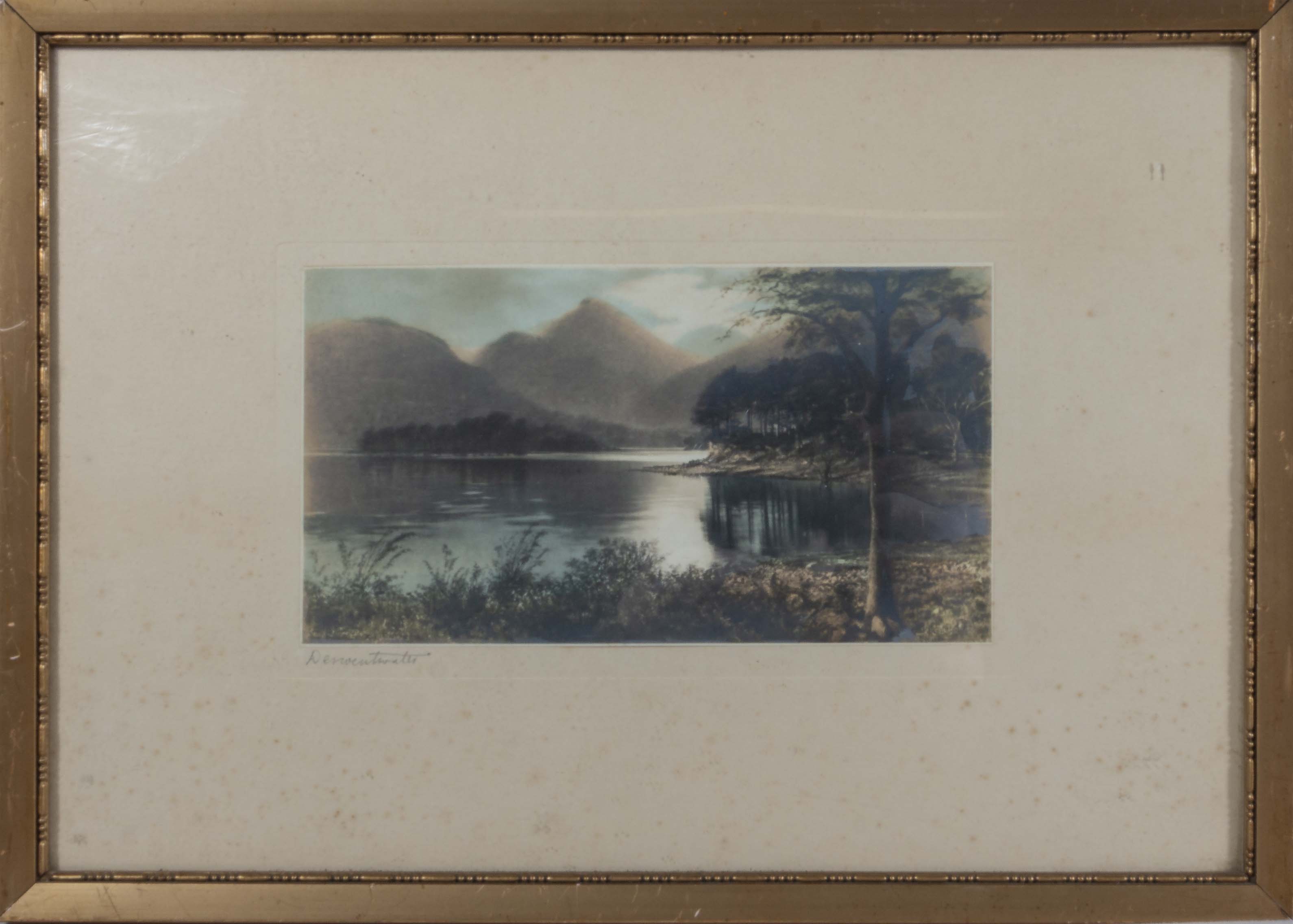 A pair of framed pictures of Derwentwater - Bild 3 aus 3