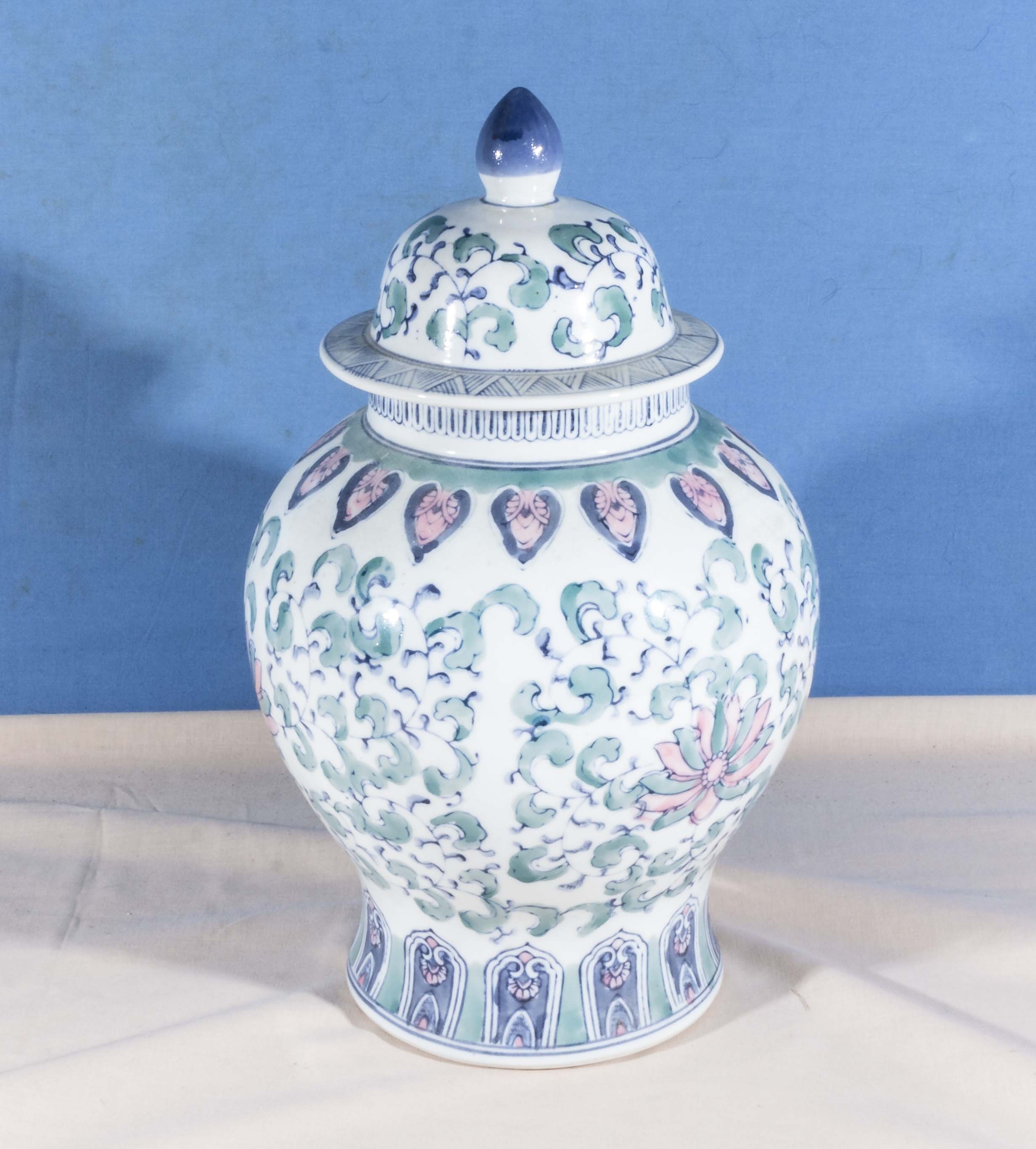 A 20th century pottery ginger jar - Image 4 of 9