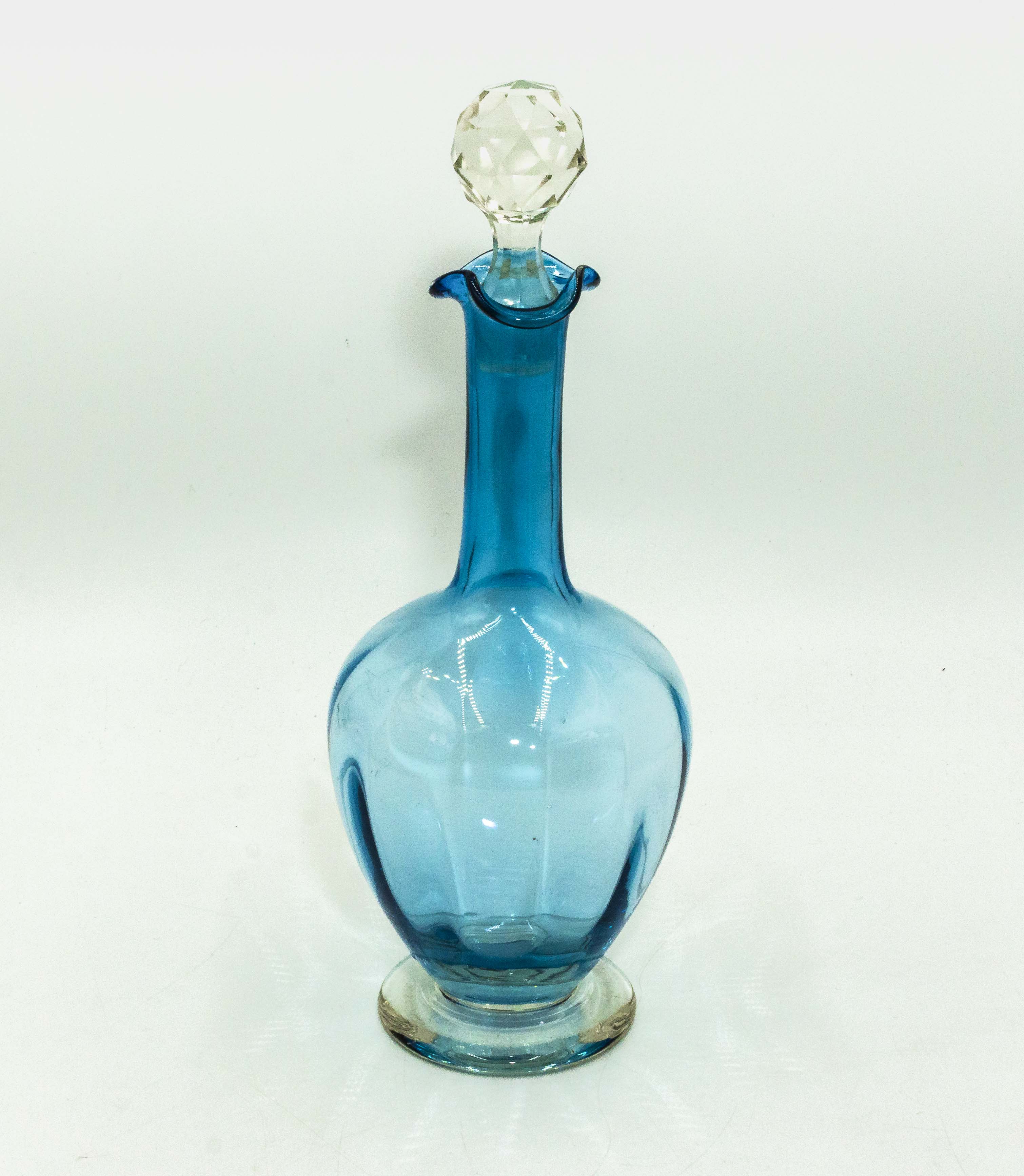 A blue glass decanter and a small scent bottle - Image 2 of 3