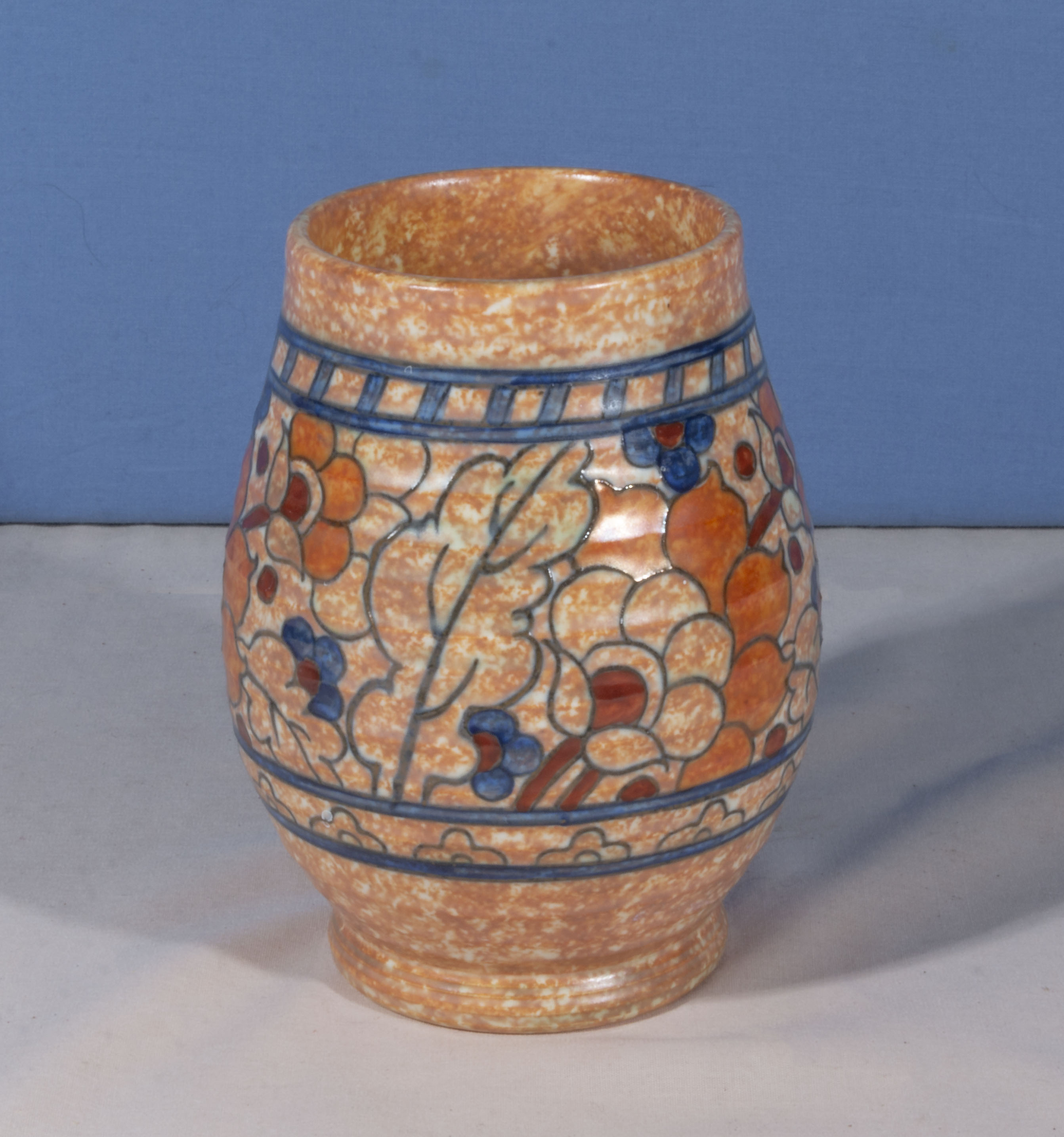 A small Crown Ducal Charlotte Rhead vase, 15cm tall - Image 2 of 6