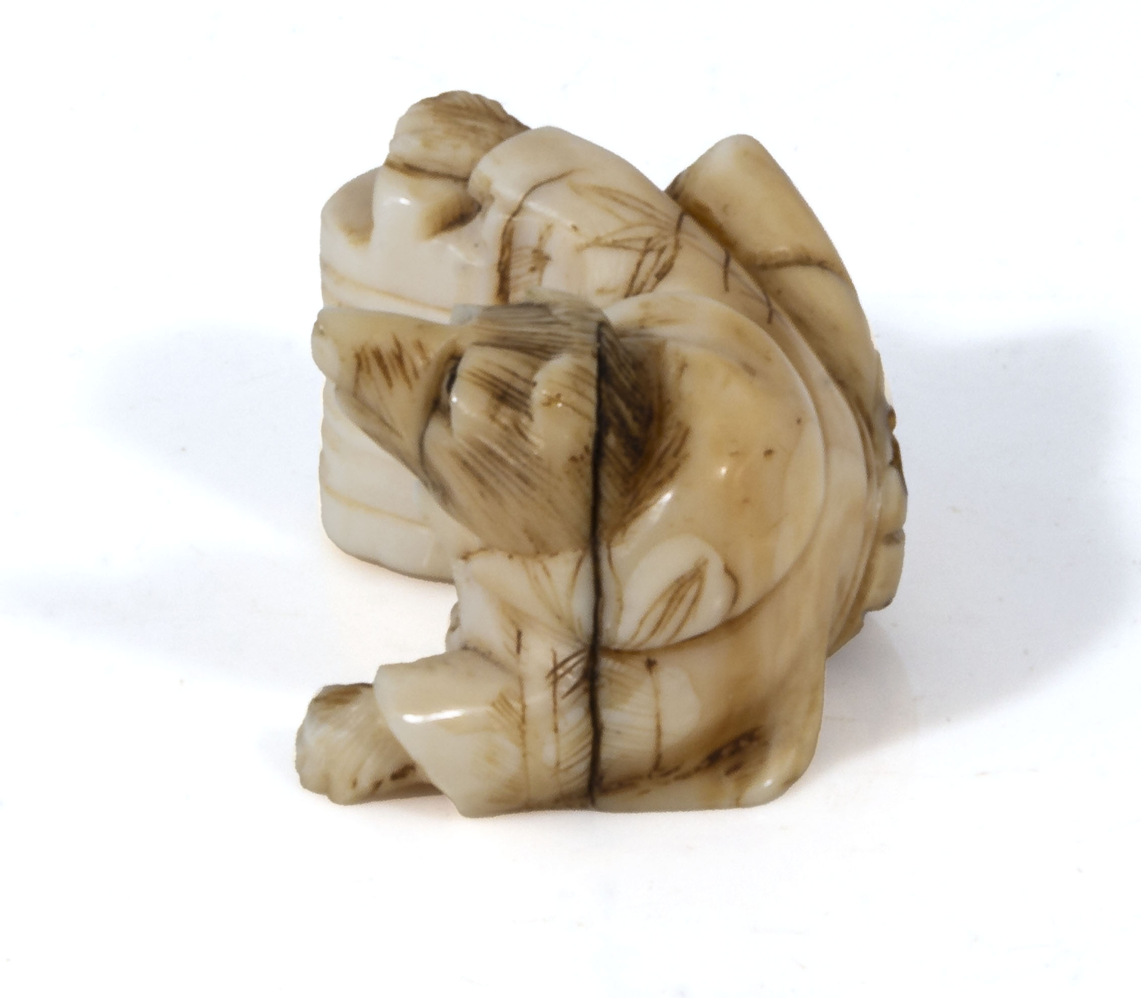 Japanese antique meiji period carved ivory netsuke in the form of a fox dressed in a robe, - Image 2 of 5