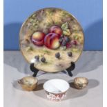 A finely painted Royal Worcester cabinet plate signed by F.Townsend depicting peaches and