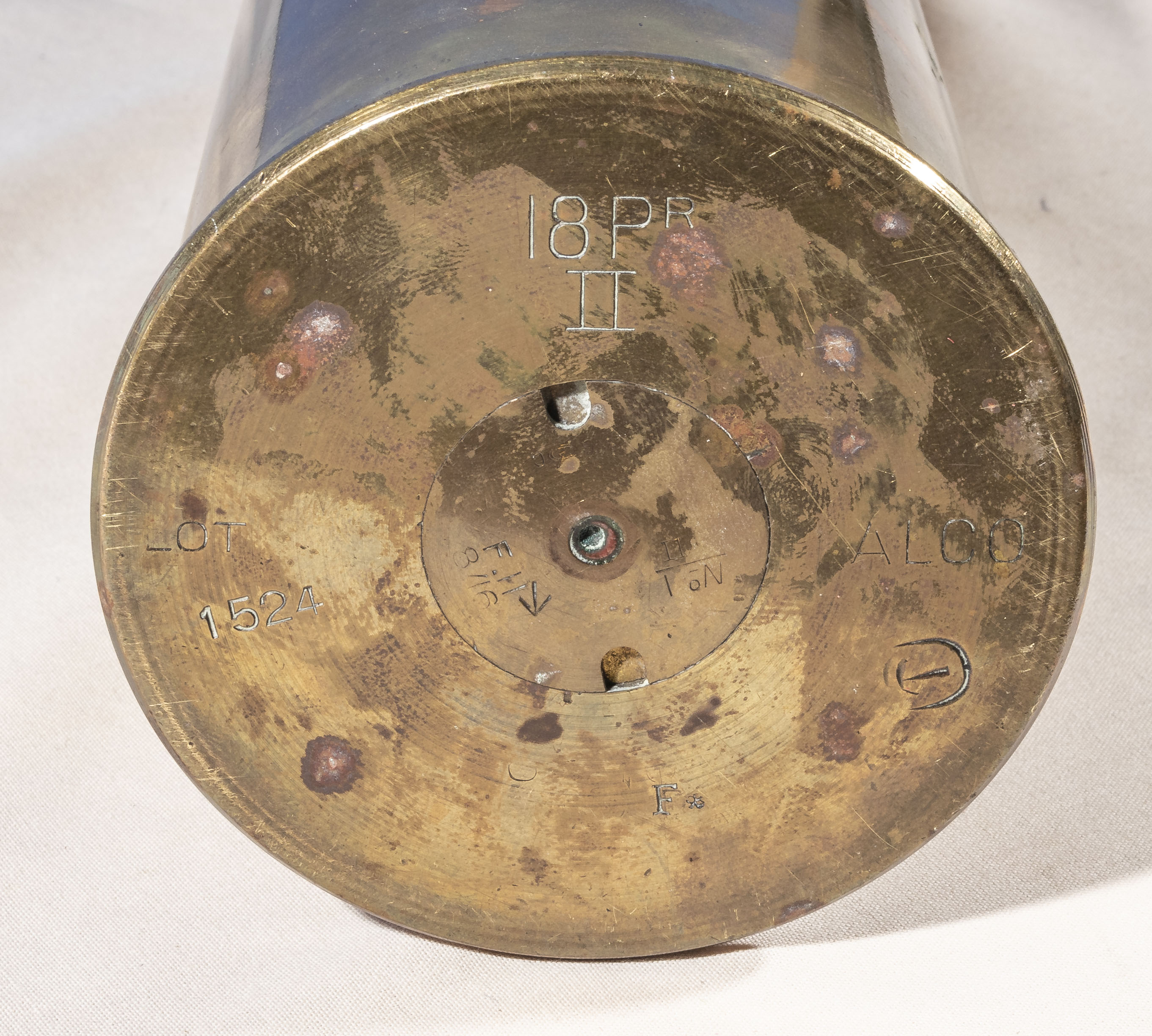 A WW2 18lb shell and case marked 1524 - Image 3 of 3