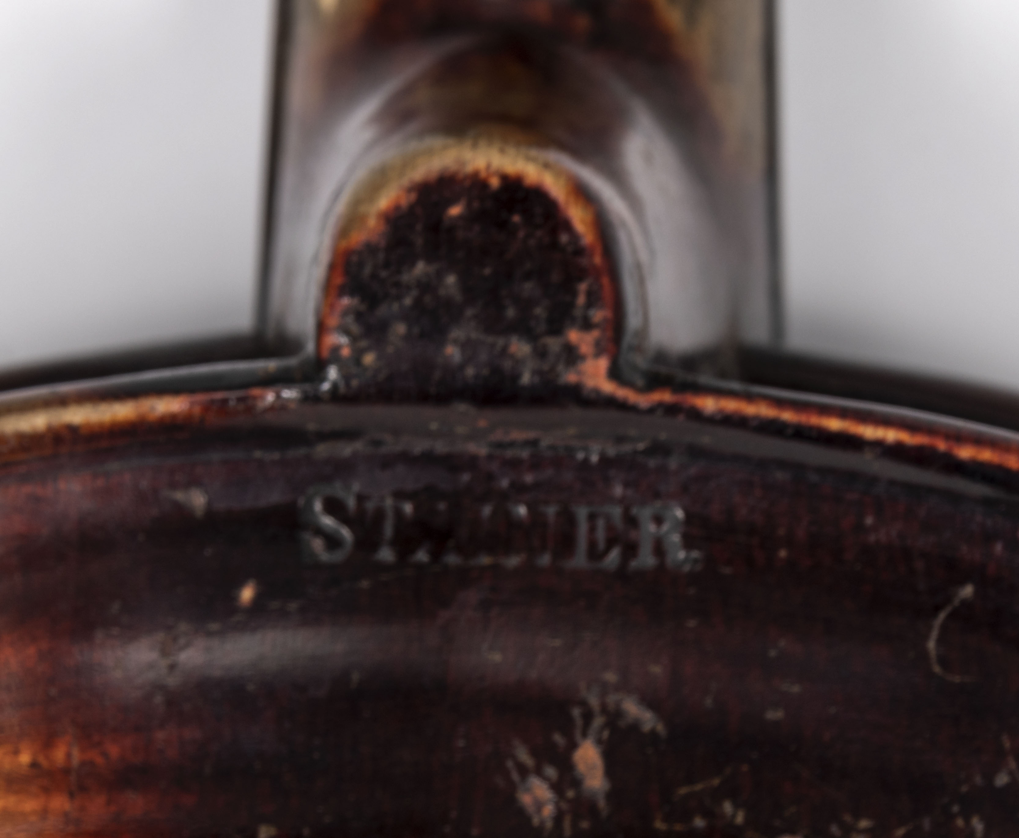 Stainer- antique German violin stamped Stainer to the back dark rich brown patination to the body - Image 10 of 14