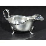 A silver sauce boat, Birmingham 1928 makers mark BBS, 164gms