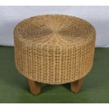 A vintage rattan stool (1960/70's)