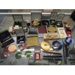 A lot to include silver brooches, compacts, fountain pens to include a Parker Duofold, thimbles, a