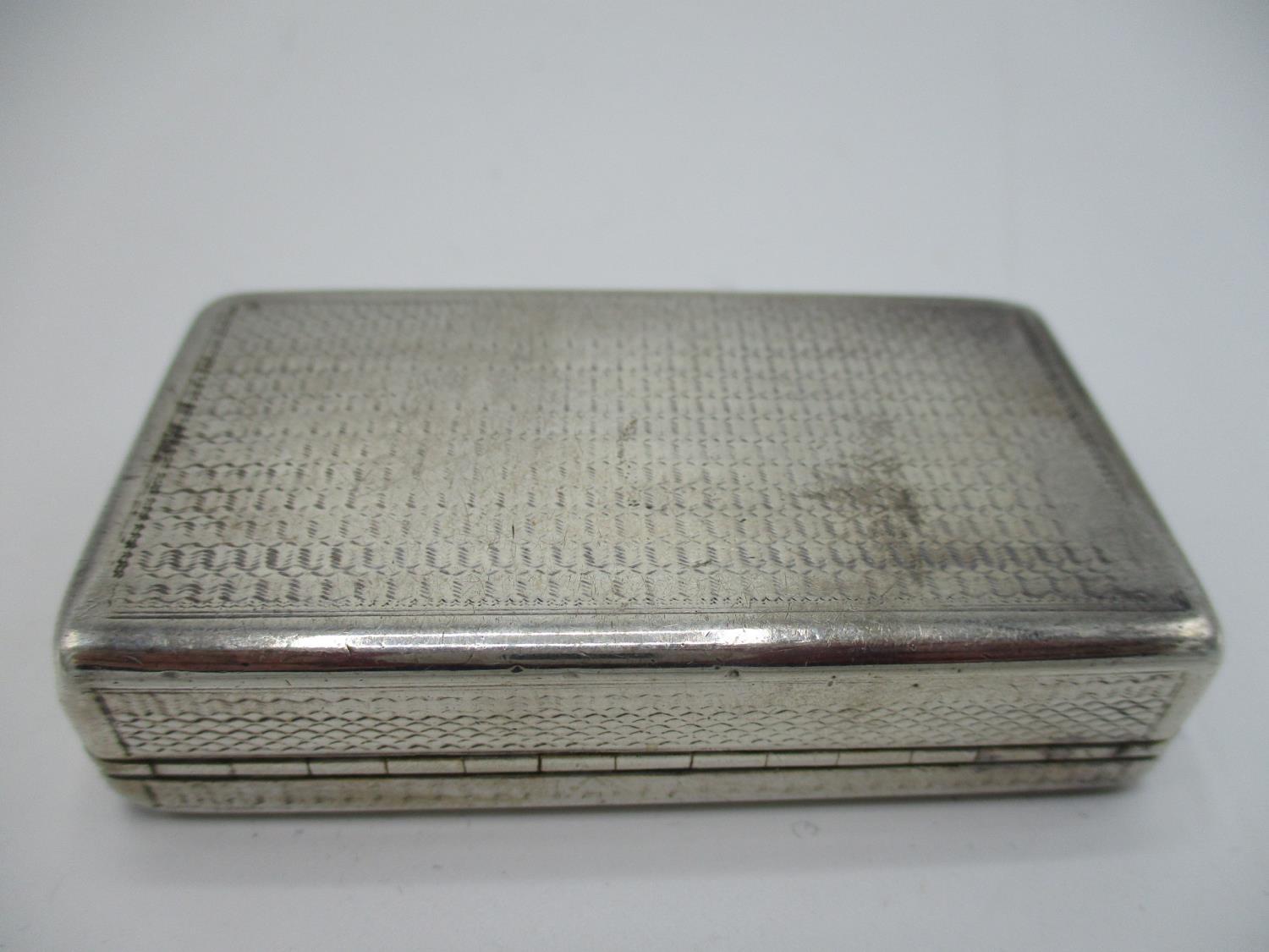 A Victorian silver snuff box, Birmingham 1844, by Edward Smith, having overall engine turned - Image 5 of 7