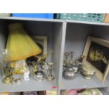 A mixed lot to include silver plate, brassware, Italian table lamp, two silver napkin rings, two