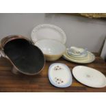 A quantity of mid to late 20th Century ceramics to include kitchenware, a mixing bowl and
