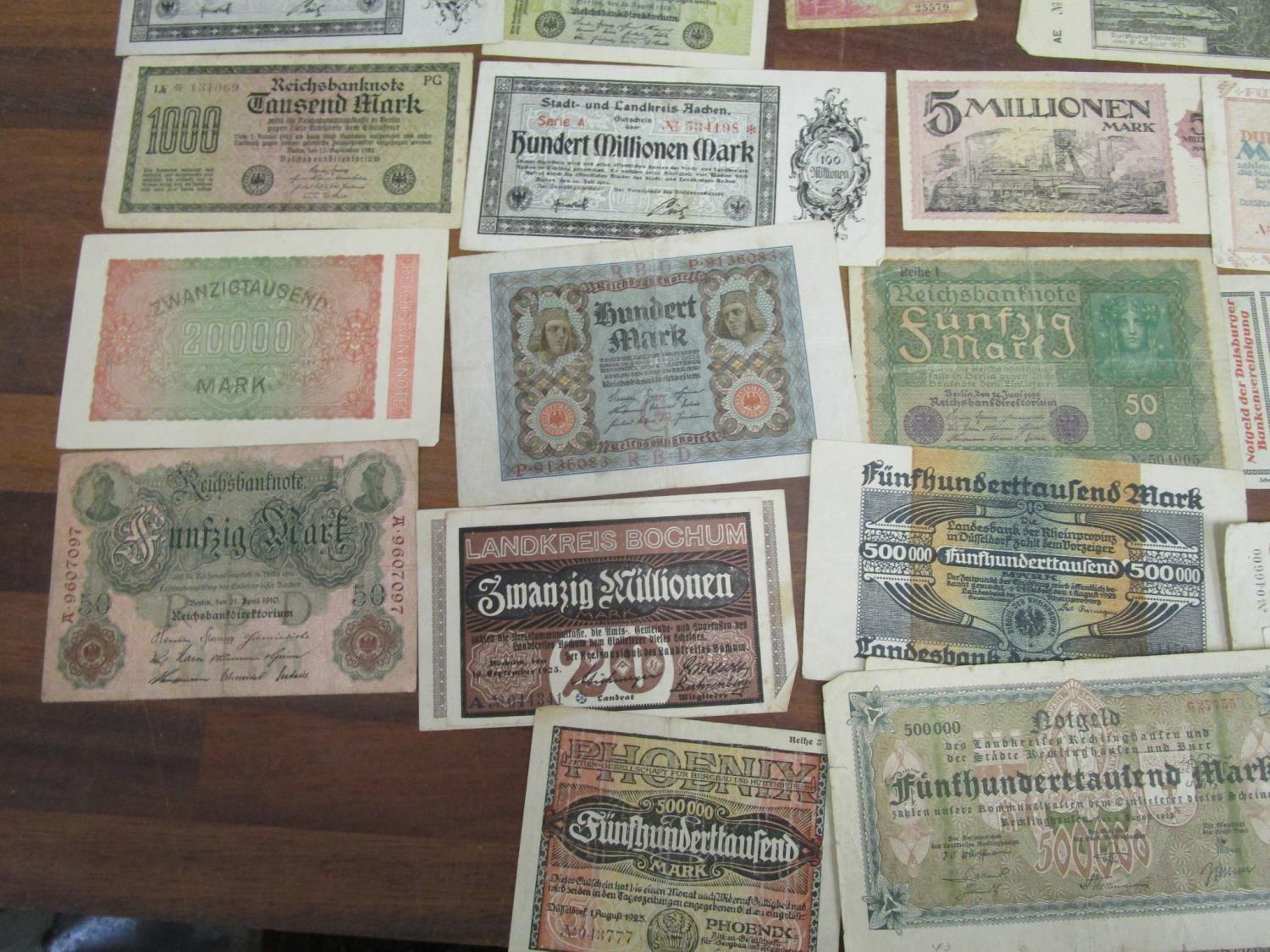 A quantity of early 20th Polish, German and Chinese bank notes - Bild 4 aus 4