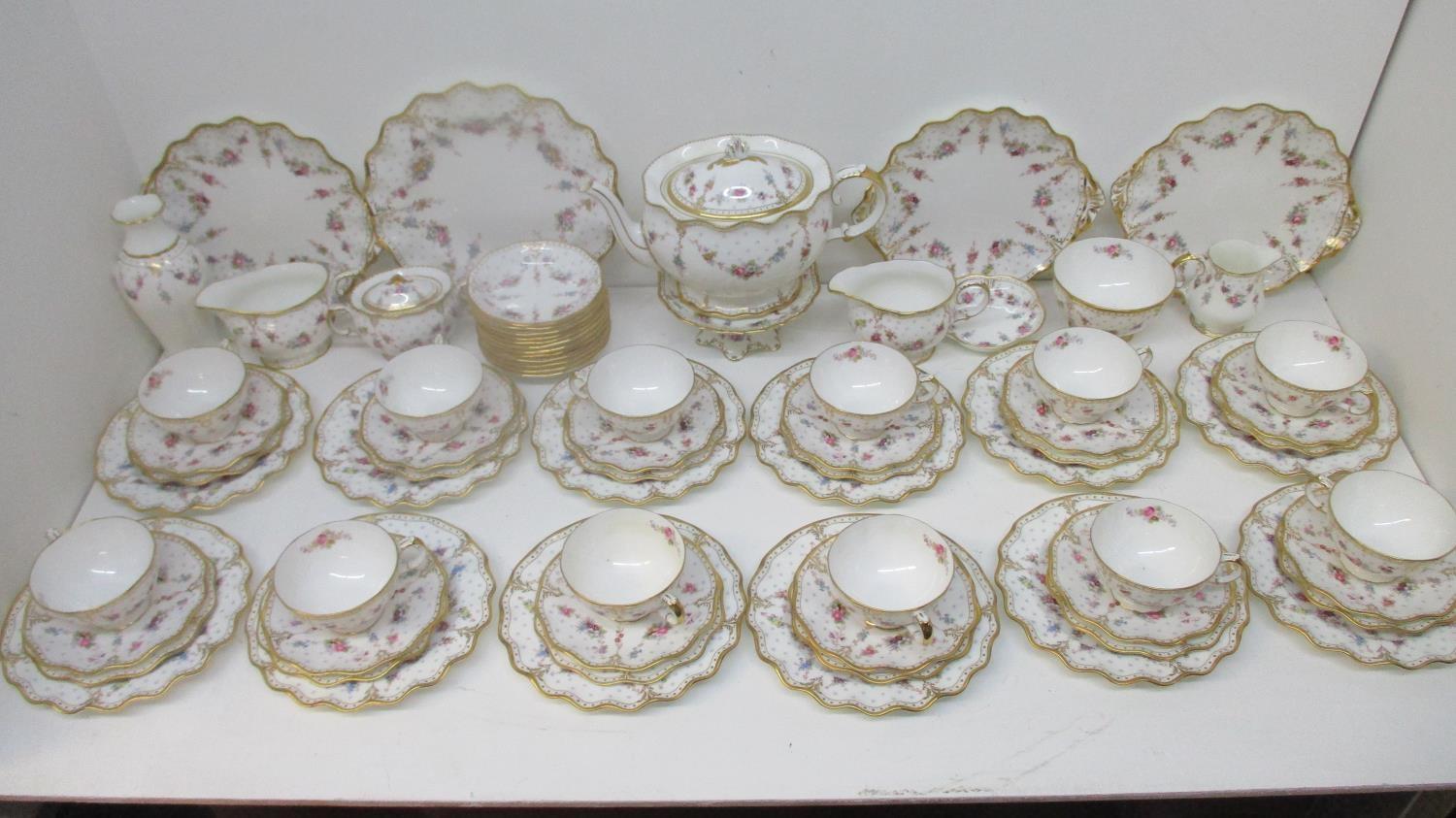 An extensive set of Royal Crown Derby Royal Antoinette pattern tea and tableware, comprising of a - Image 2 of 9