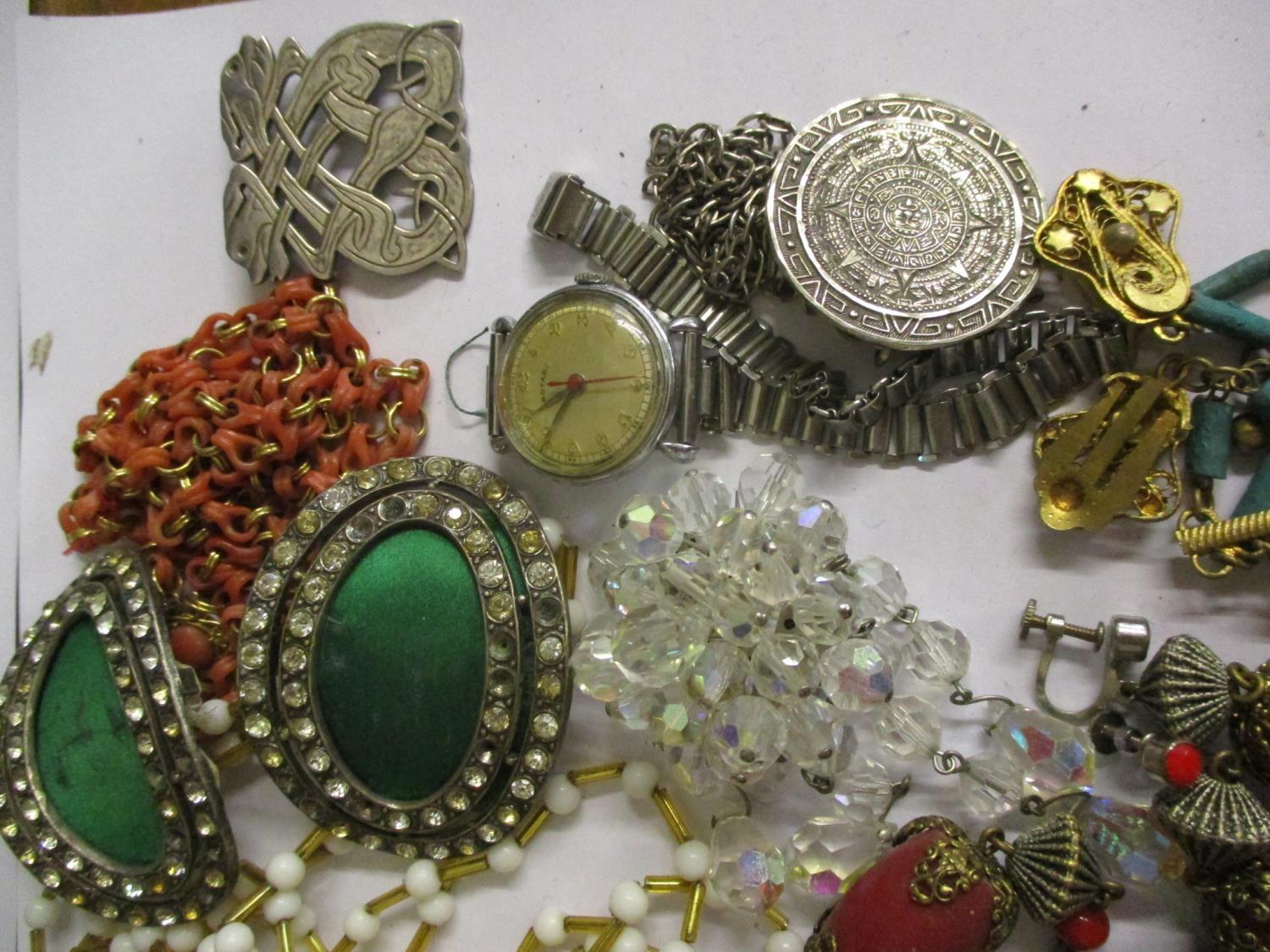 A pair of Victorian shoe buckles, mixed costume jewellery to include Tain silver, Mexican silver, - Image 5 of 6