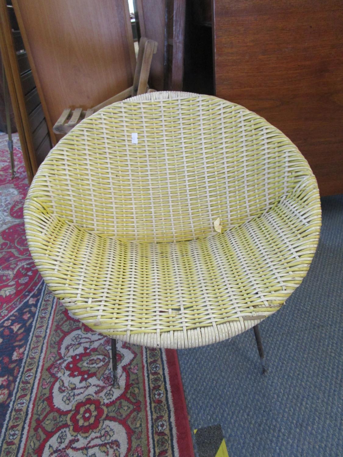 A mixed lot of wooden ware to include two printers trays, two folding child's chairs, bamboo handled - Image 5 of 5