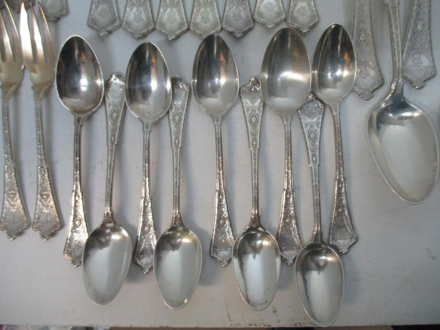 A late 19th century suite of Tiffany American sterling silver cutlery in the Persian pattern, each - Image 18 of 22