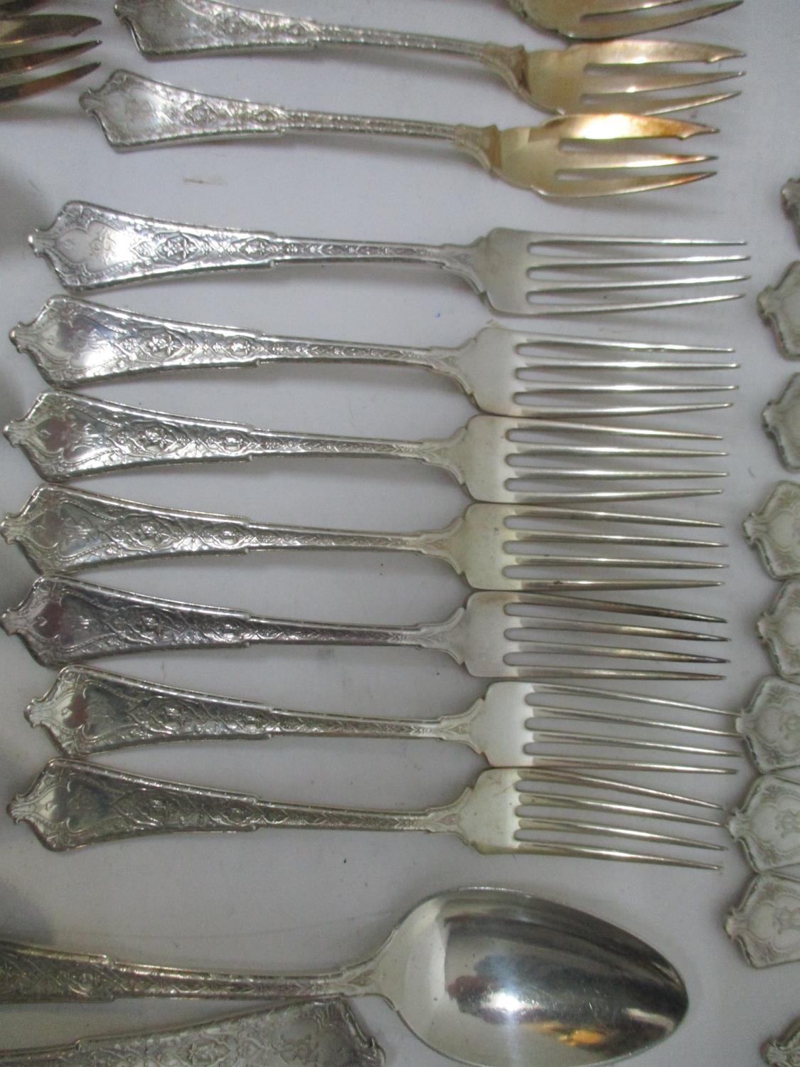 A late 19th century suite of Tiffany American sterling silver cutlery in the Persian pattern, each - Image 12 of 22