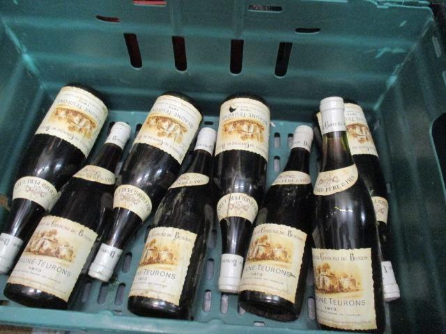 Thirty three mixed bottles of red wine to include 1973 Chateau Liverson, 1973 Beaune-Teurons - Image 2 of 3