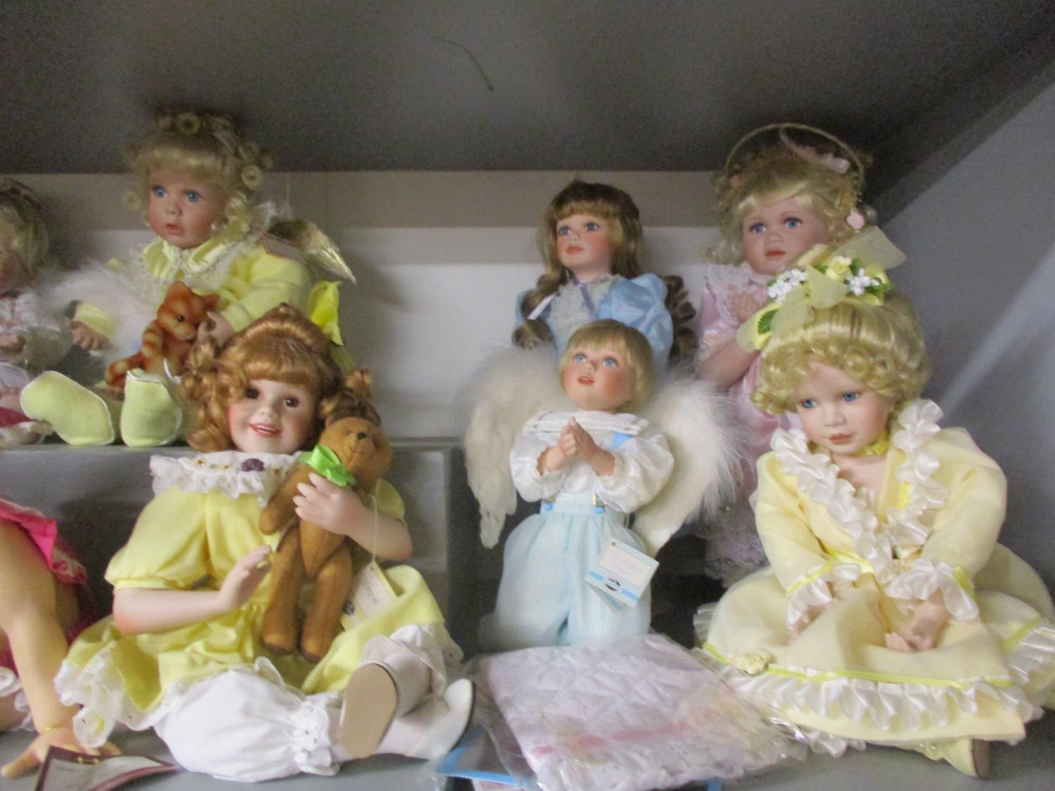 A collection of 1990s Cindy Marschner Rolie Hamilton Collection bisque dolls and others - Image 5 of 6