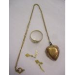 A 9ct gold locket and chain, a 9ct gold heart shaped ring and a pair of 9ct gold earrings, total