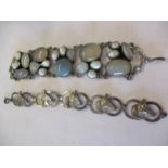 Silver jewellery, to include a hard stone bracelet. Location:Cab