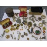 Costume jewellery and collectables to include a 9ct gold charm, brooches, buttons and other items