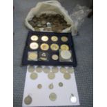 A mixed lot of coins to include Elizabeth and Philip commemorative 2007 Cook Islands 1 Dollar coins,