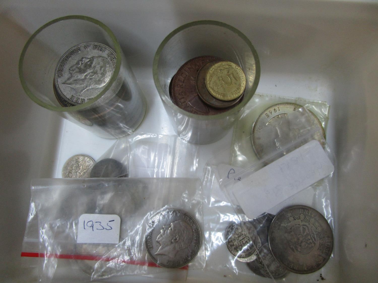 A quantity of Georgian and later British and foreign coinage to include an 1855 Australian A Toogood - Image 5 of 5