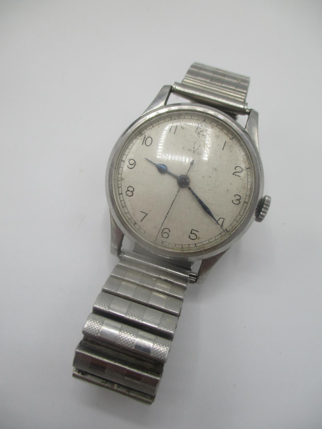 A WW2 Omega manual wind gents stainless steel wristwatch, circa 1943, possibly military. The dial - Image 4 of 12