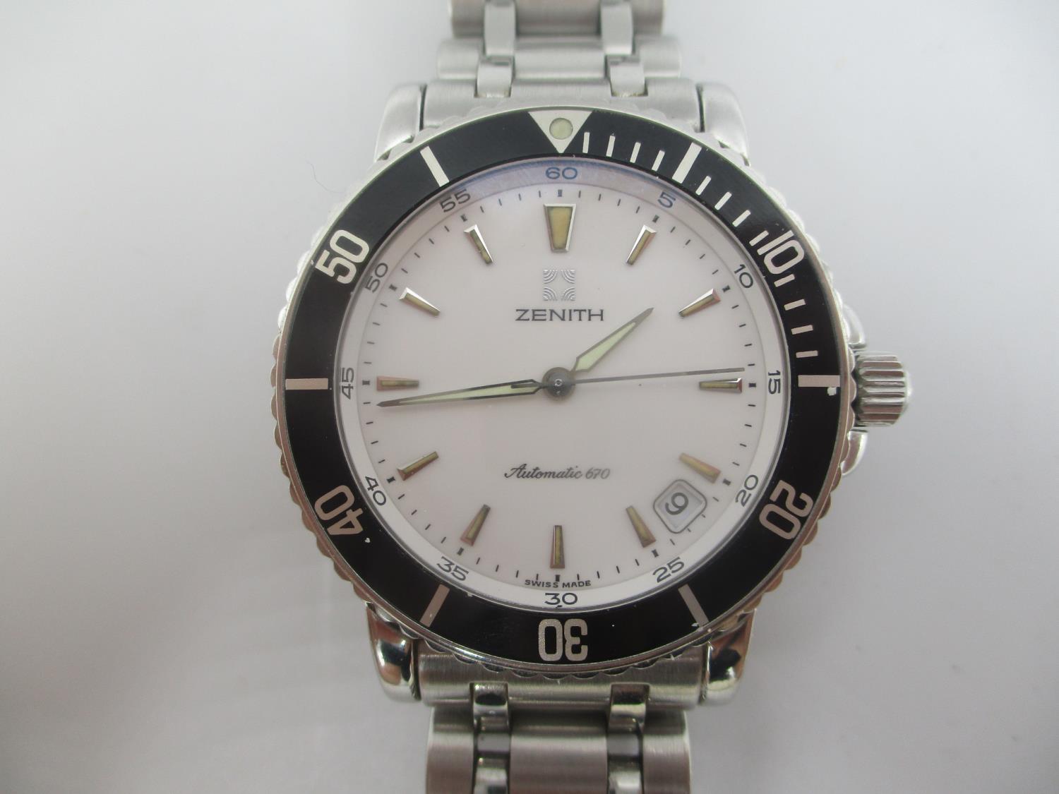 A Zenith Rainbow 670 automatic gents stainless steel wristwatch having a rotating black bezel, white