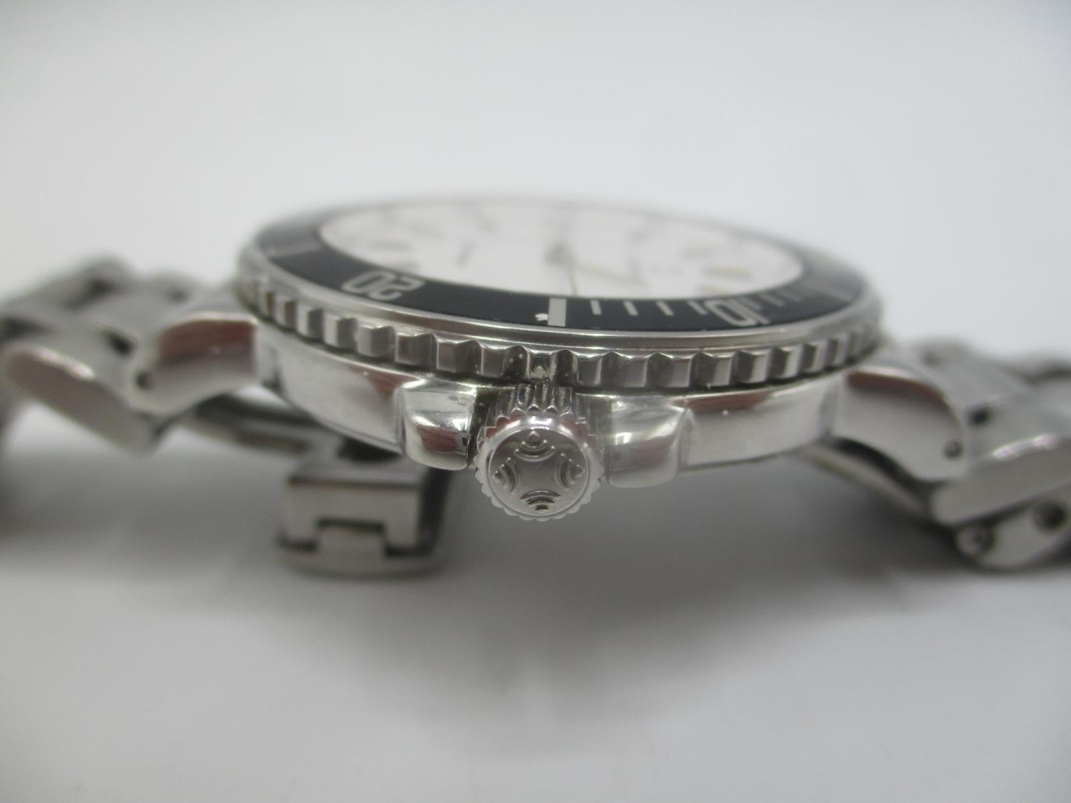 A Zenith Rainbow 670 automatic gents stainless steel wristwatch having a rotating black bezel, white - Image 3 of 8