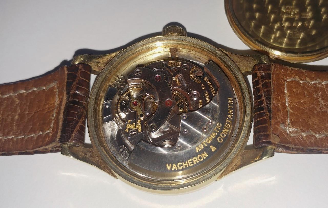 A 1950's 18ct gold gents Vacheron and Constantin bumper automatic wristwatch. The signed dial with - Image 7 of 10