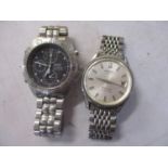 Two Seiko gents wristwatches to include an automatic Sea Horse and a quartz Sports 150