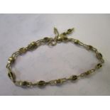 A 9ct gold fancy link bracelet, 4.8g