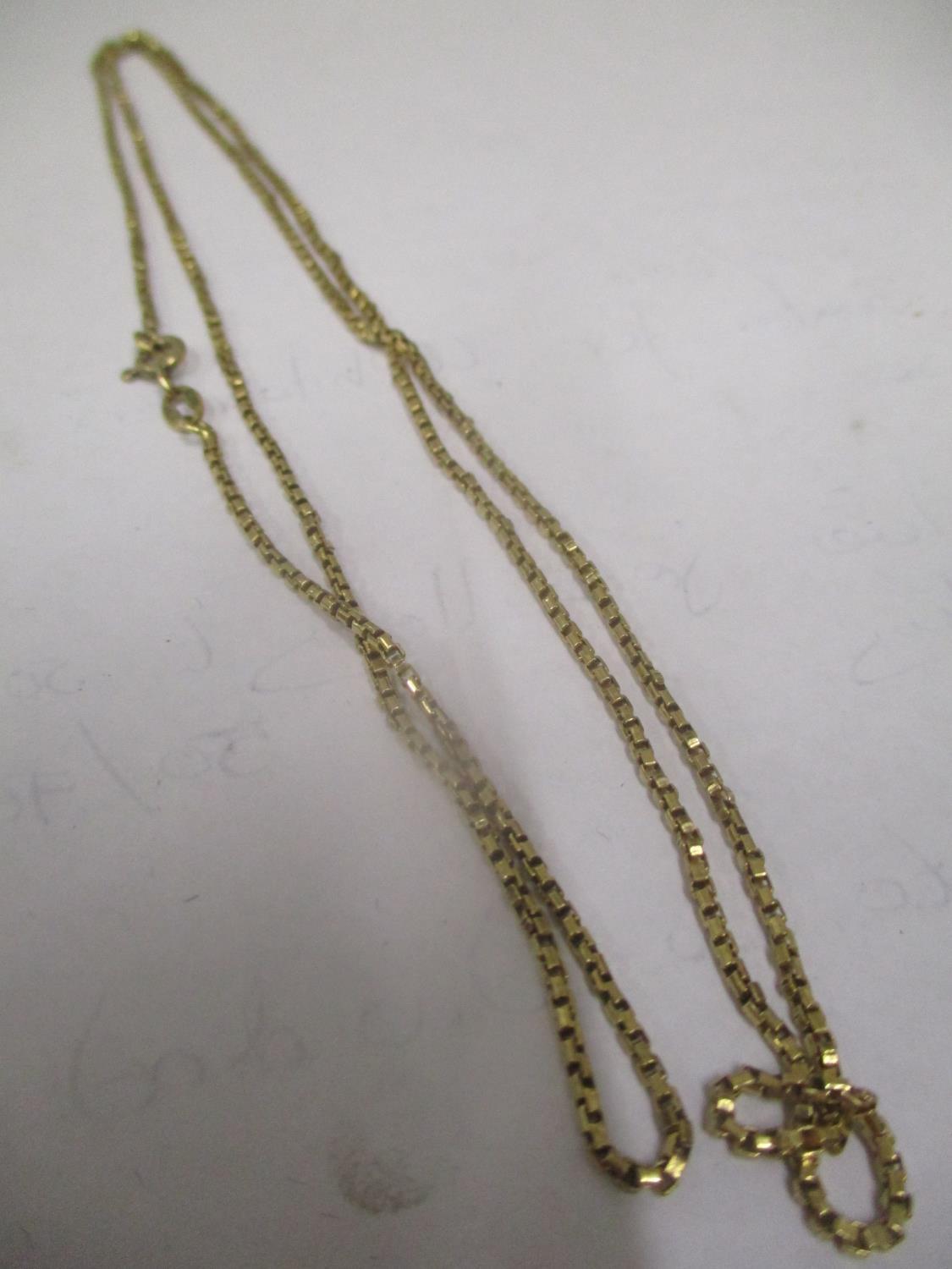 An 18ct gold necklace, 7.4 grams