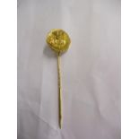 A 14ct gold stick pin commemorating 25 years service, 2.9 grams