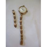 An early 20th century 9ct gold cased and sprung bracelet wristwatch, 21.9g