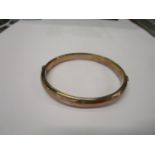 A 9ct gold bracelet of curved form 9.5 grams