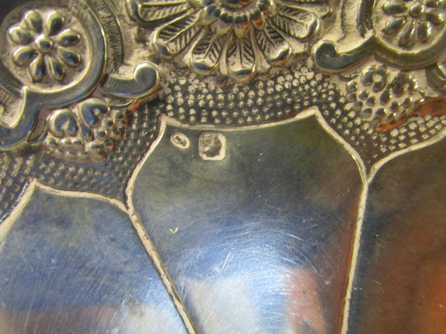 A mixed lot of silver and silver plate to include a continental footed tazza with cast patera and - Image 4 of 5
