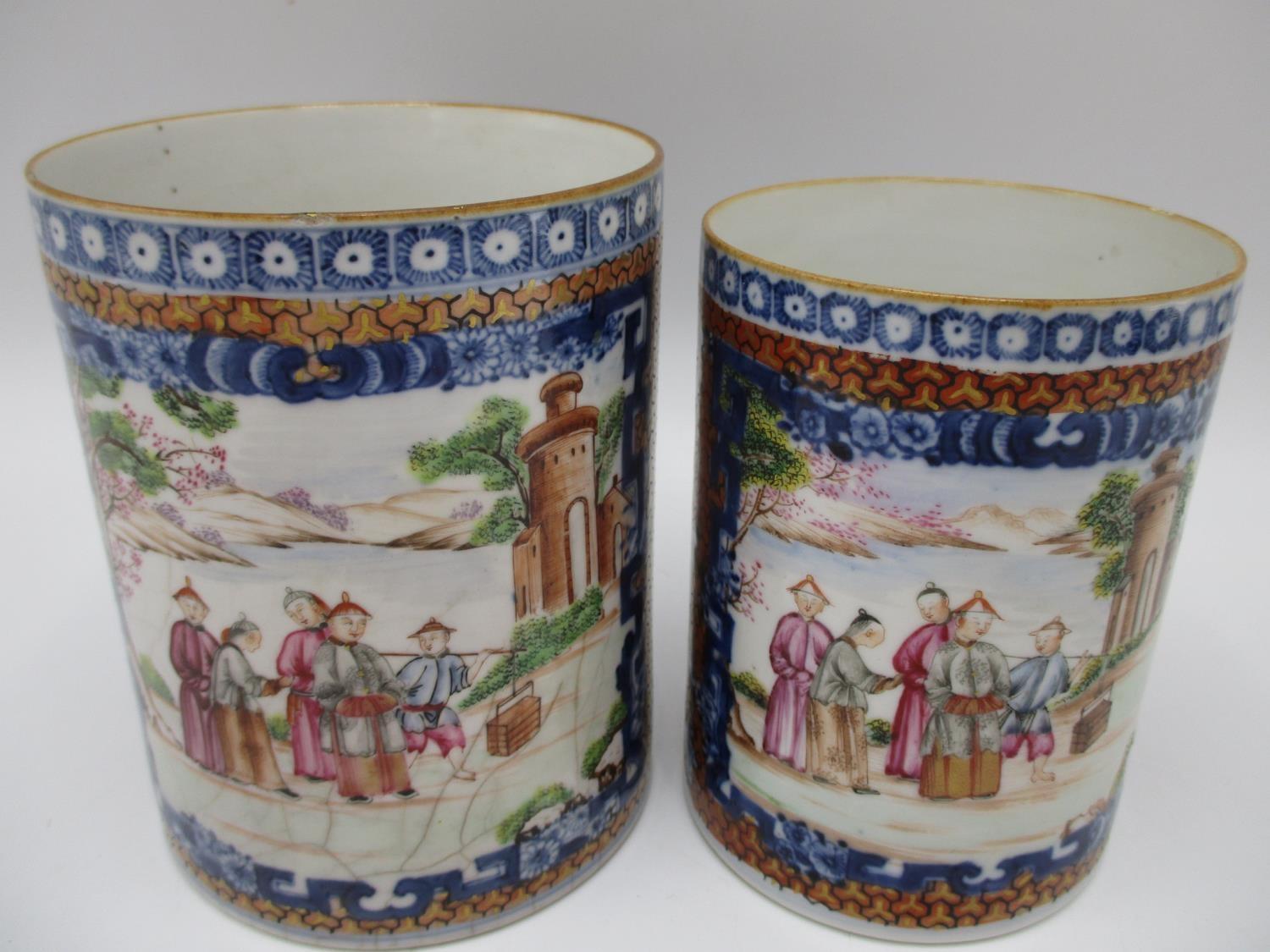 Two similar late 18th century Chinese Qing Dynasty export tankards, decorated with a panel of - Image 6 of 6