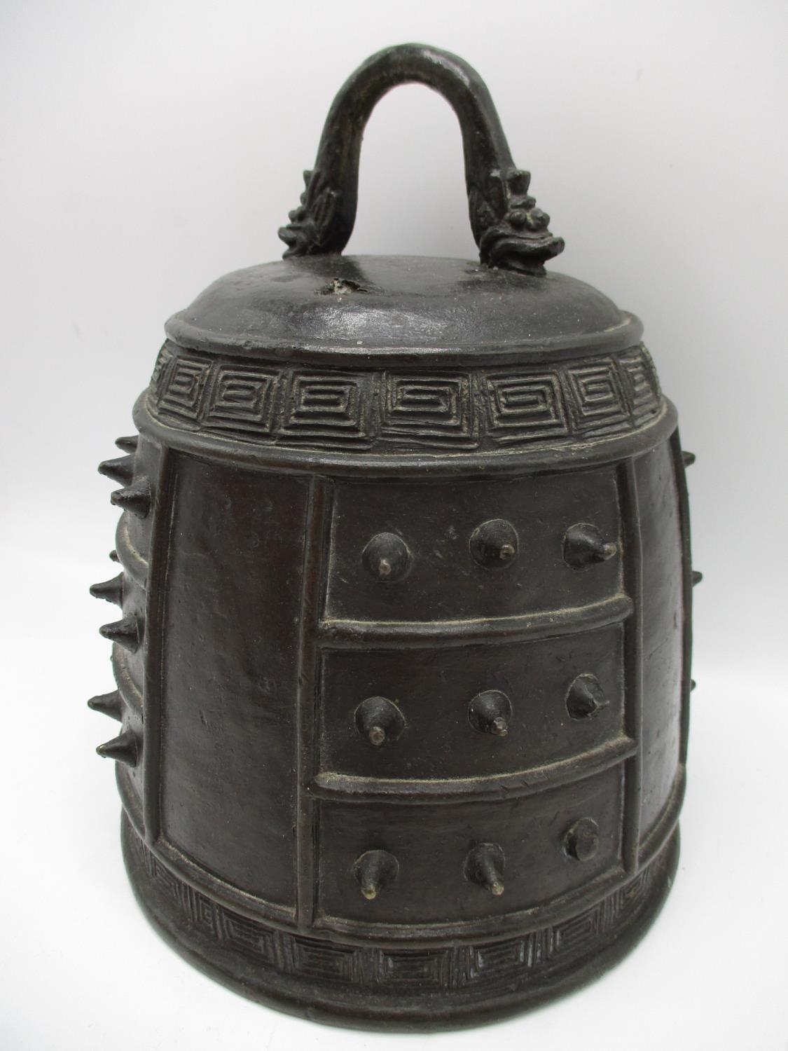 A Qing Dynasty Chinese bronze Bianzhong or chime bell with a twin mask handle, panels of - Image 3 of 7