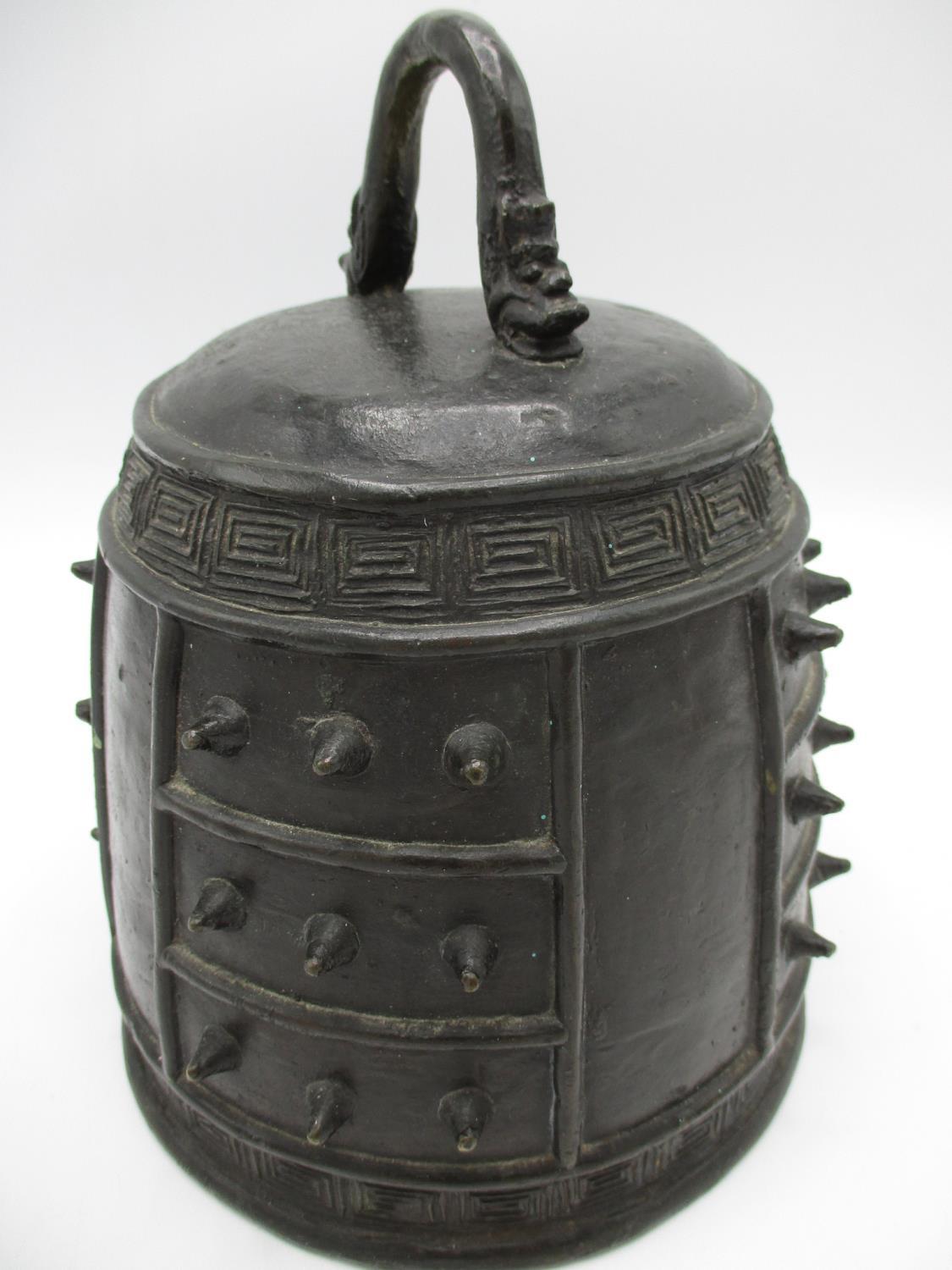 A Qing Dynasty Chinese bronze Bianzhong or chime bell with a twin mask handle, panels of - Image 2 of 7