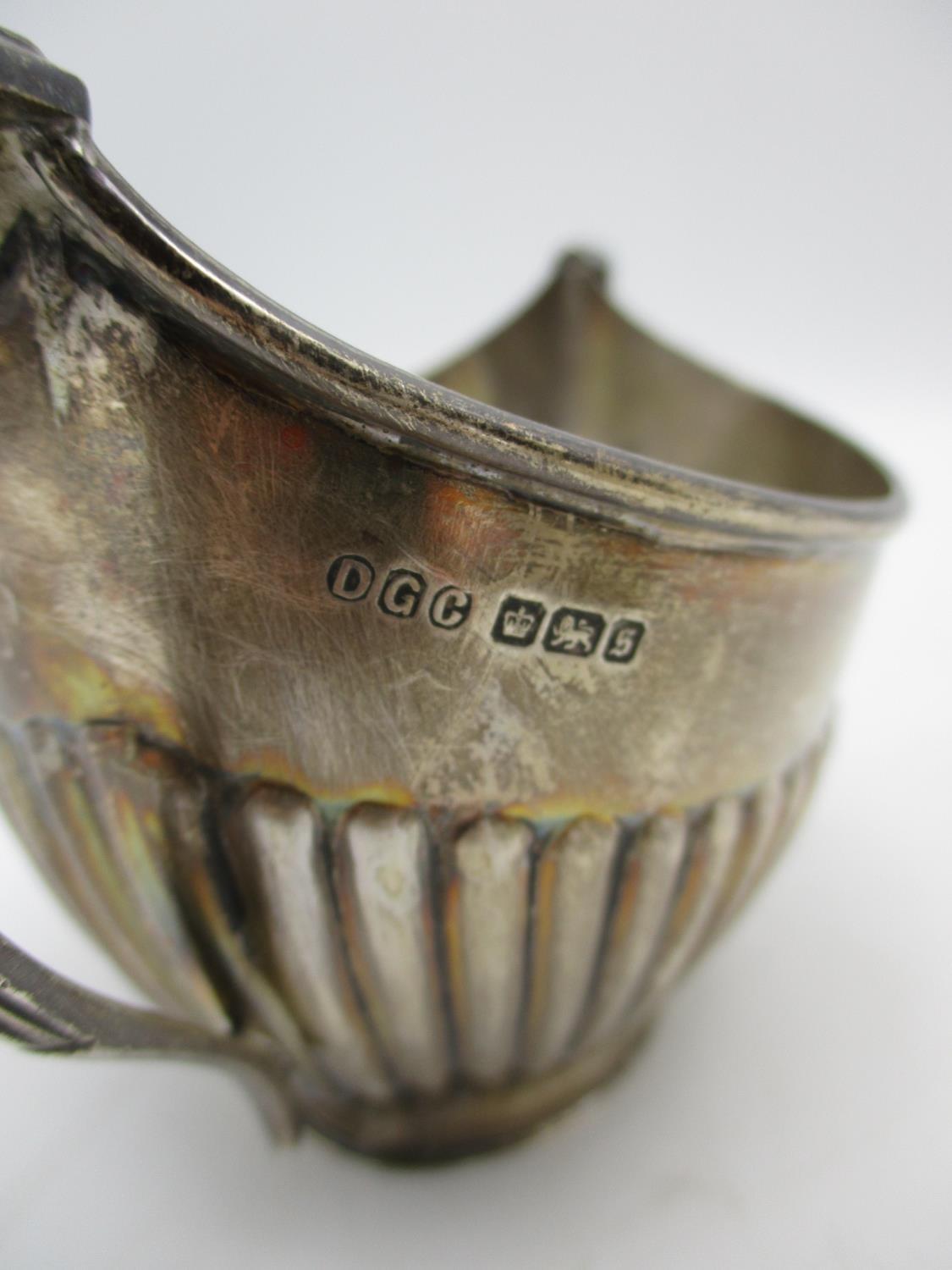 A matched pair of Edwardian silver sugar bowl and cream jug, both by Daniel George Colling, - Image 3 of 4