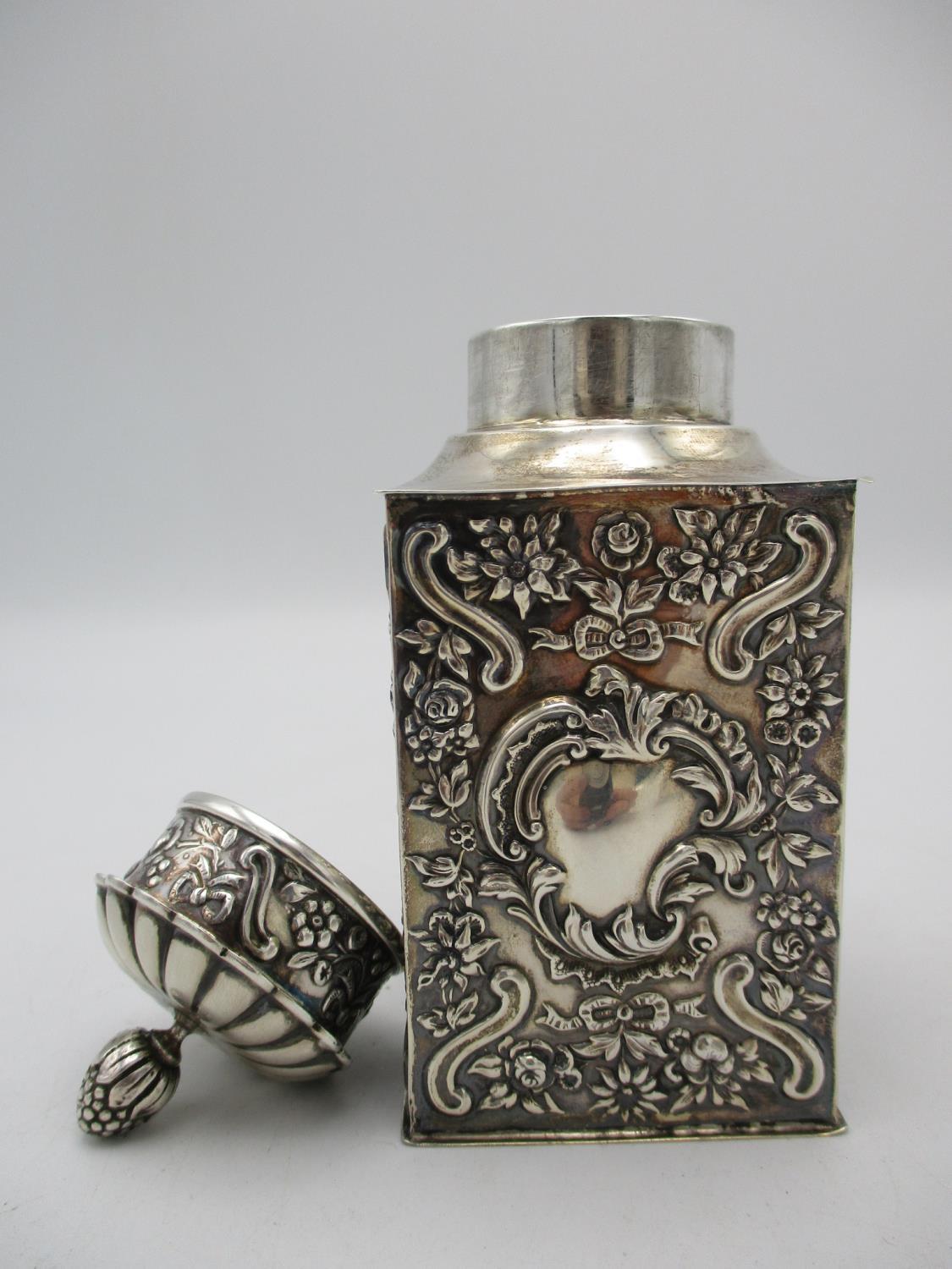 A Victorian silver tea caddy by William Comyns & Sons, London 1897, of rectangular form with - Image 4 of 4