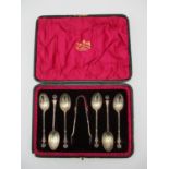 A cased set of Edwardian silver teaspoons by William Hutton & Sons, London 1902, modelled with shell