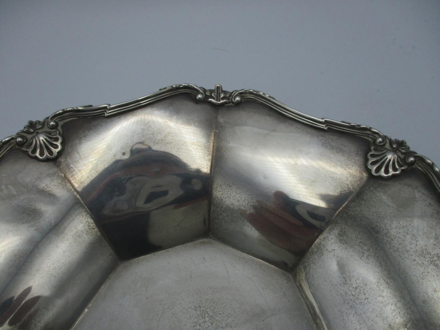 A George VI silver dish by Adie Brothers Ltd, Birmingham 1937, modelled with faceted everted - Image 3 of 4