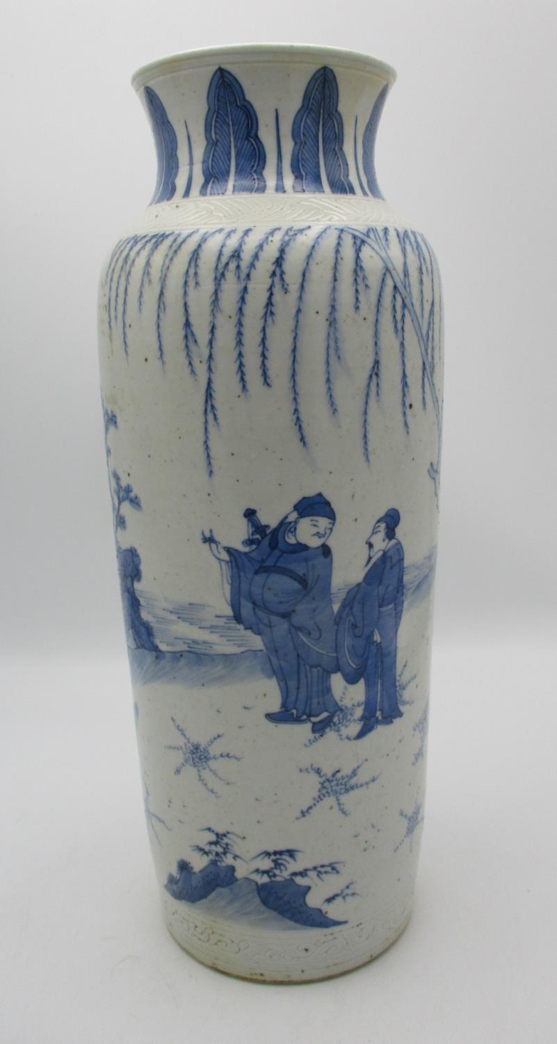 A Chinese Transitional blue and white porcelain sleeve vase - Image 2 of 15