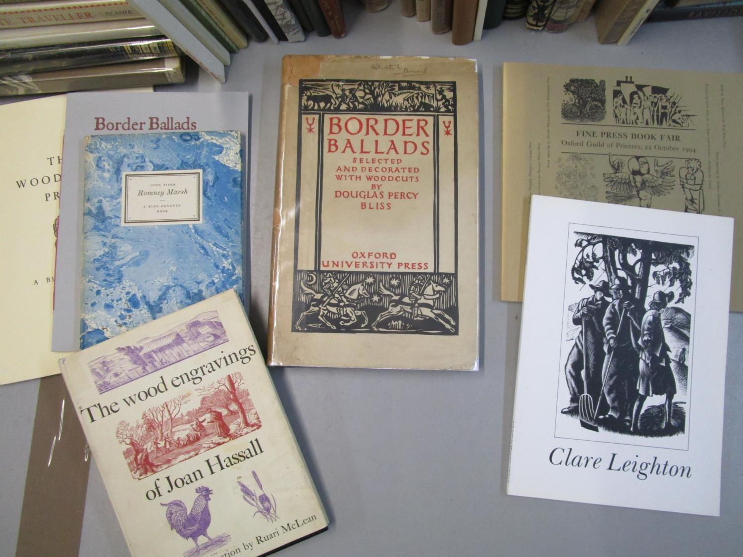 A quantity of books illustrated by or referencing work of various book illustrators and engravers by - Image 5 of 5